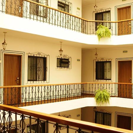 Vista Express Morelia By Arriva Hospitality Group Экстерьер фото