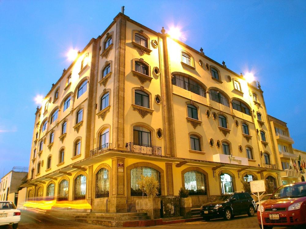 Vista Express Morelia By Arriva Hospitality Group Экстерьер фото