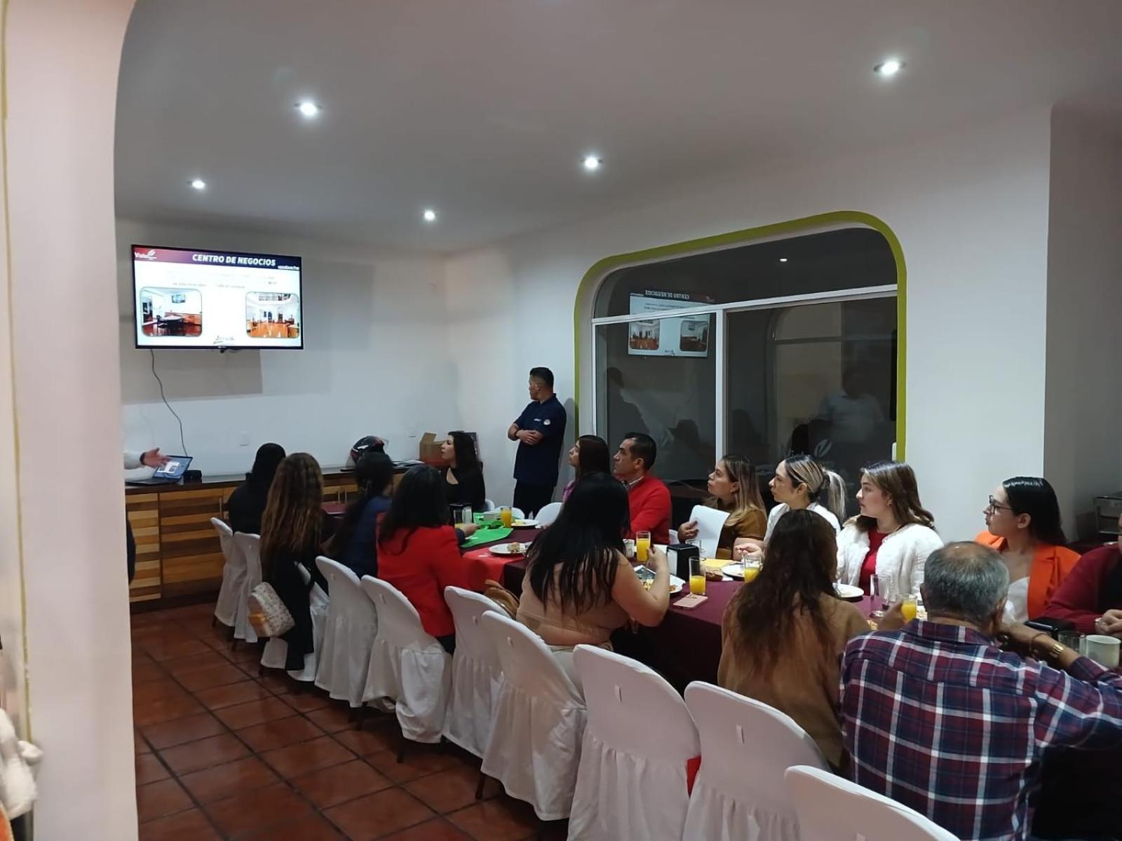 Vista Express Morelia By Arriva Hospitality Group Экстерьер фото