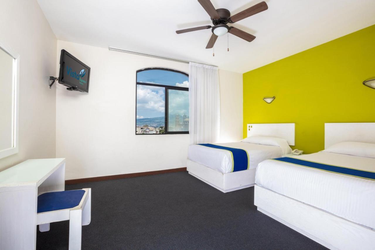 Vista Express Morelia By Arriva Hospitality Group Экстерьер фото